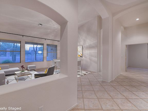 3rd image of 11111 N Divot Dr