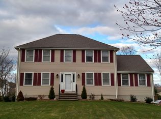 16 Monte Rd, Dracut, MA 01826