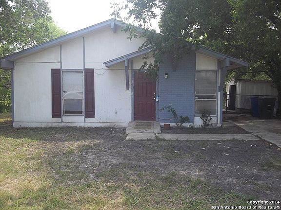 2nd image of 4831 Castle Inn Dr