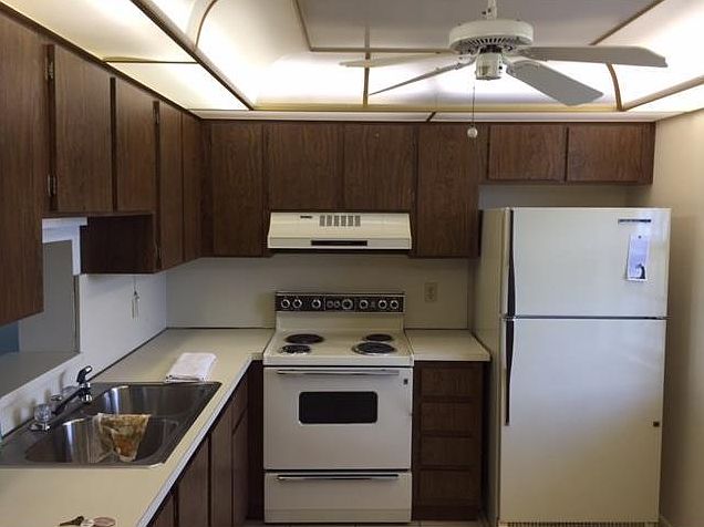 2nd image of 101 SE 3rd Ave APT 607A