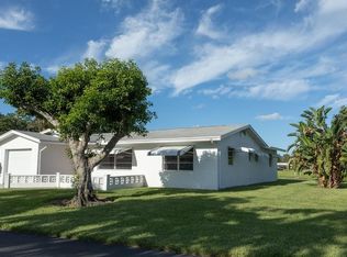 5101 Nicholas Dr, West Palm Beach, FL 33417