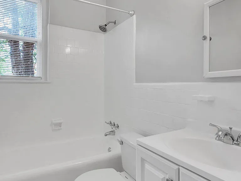 524 13th Street — Photo 16