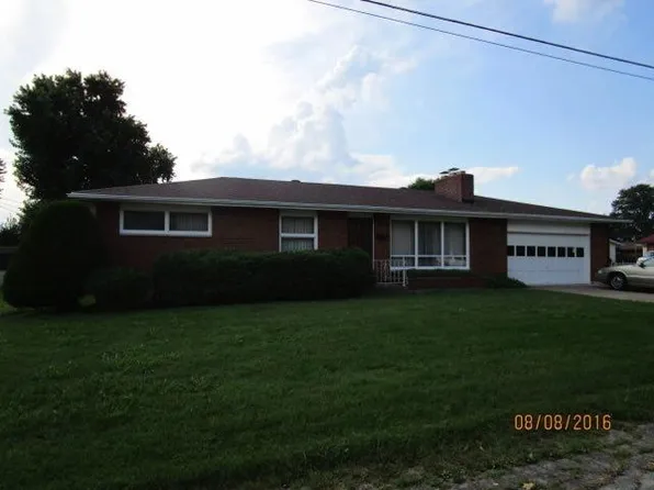 155 Shoemaker St, Peebles, OH 45660