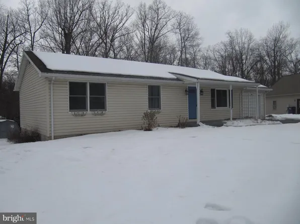 29 Chinkapin Dr, New Oxford, PA 17350