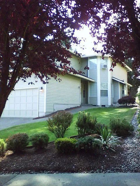 3024 23rd Avenue Ct SE photo 1