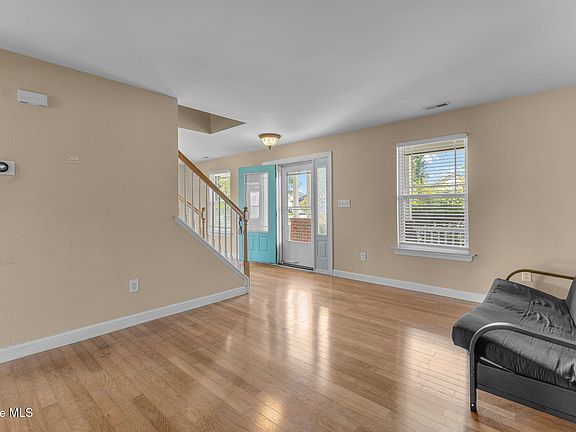 5th image of 2113 Eleuthera Way