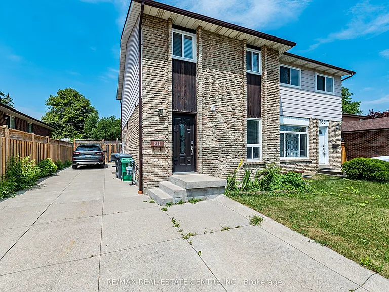 937 Blairholm Ave #UPPER — Photo 1