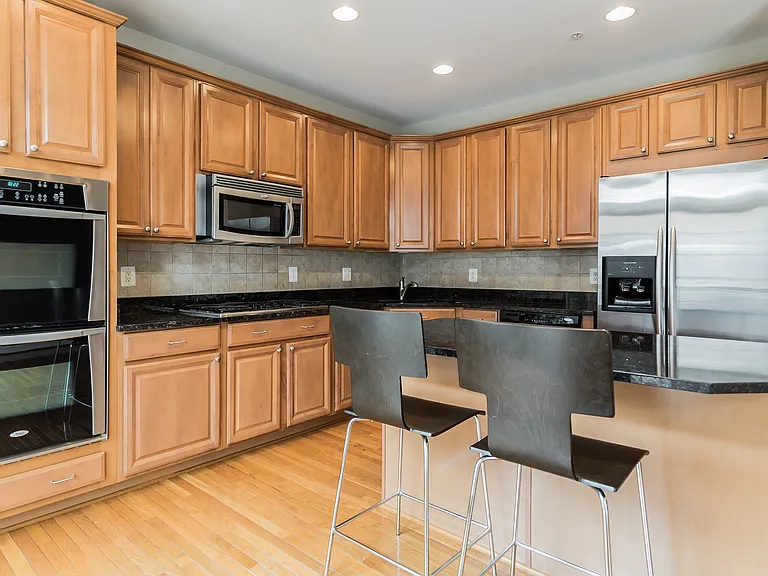 7979 Vigne Ct — Photo 10