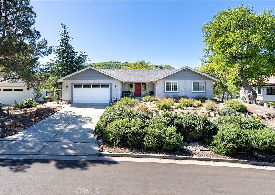 1st image of 66 Terrace Hill Dr