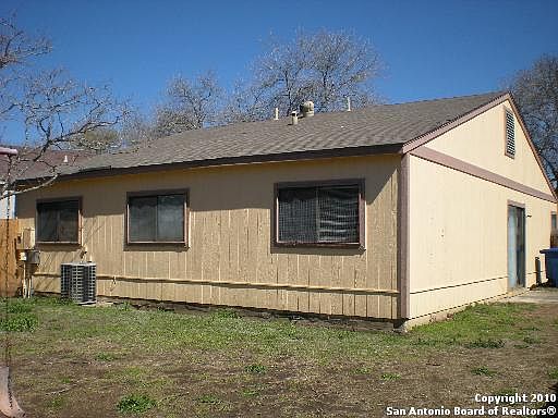 4th image of 4001 N COLONIAL SUN DR