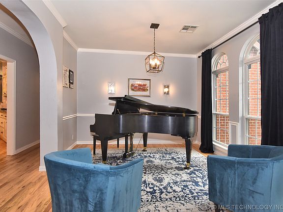 3rd image of 7536 N 200th East Ave