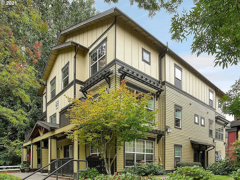 22814 SW Forest Creek Dr #200 — Photo 2