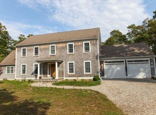 9 Maple St, Mashpee, MA 02649