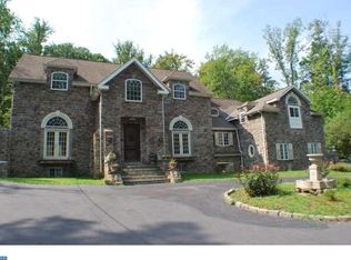2035 Old Woods Rd, Green Lane, PA 18054