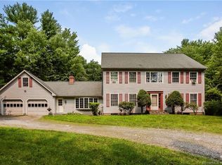 5 Stadler Hts, Winsted, CT 06098