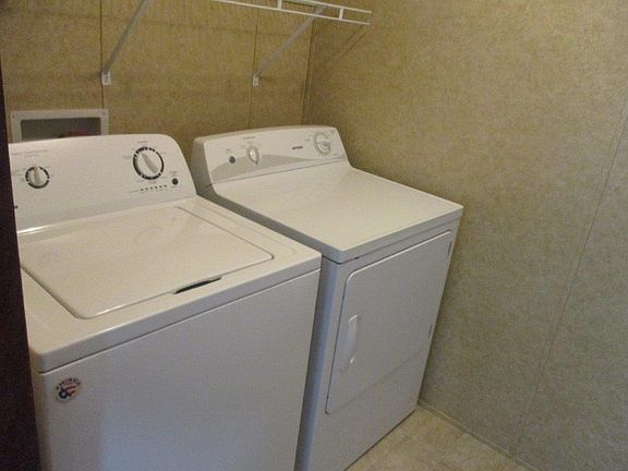 5th image of 2937 Mallow St #705