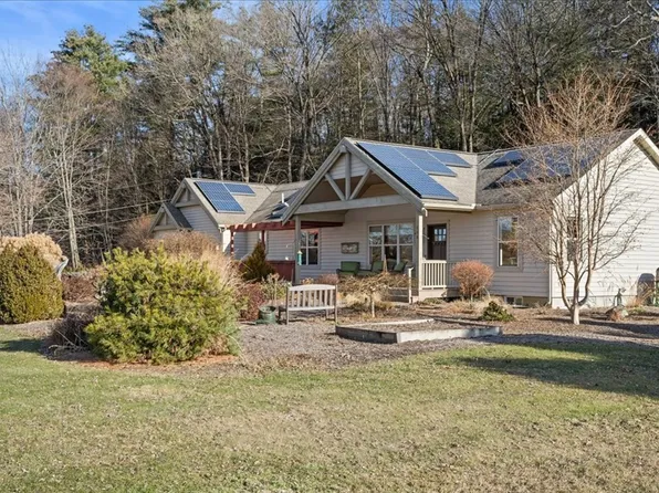 250 N Main St, Sunderland, MA 01375