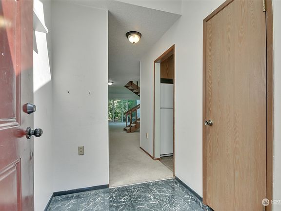 3rd image of 1500 Lake Park Drive SW #28