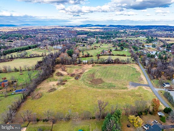 5th image of 16801 Hamilton Station Rd