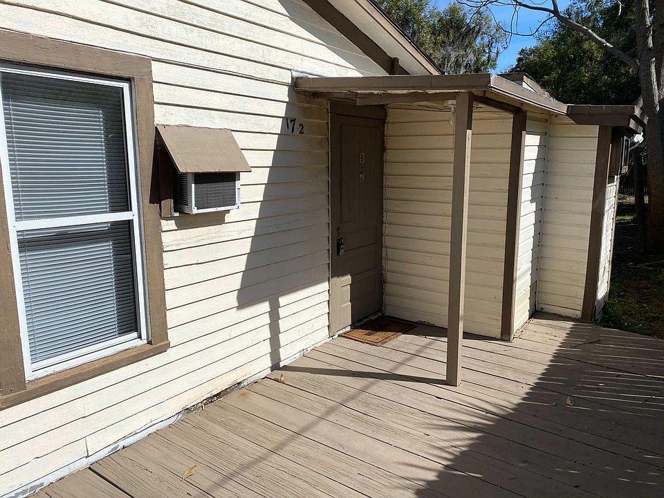 1st image of 17 N Mary St APT 2