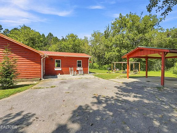 4th image of 1217 Jayell Rd