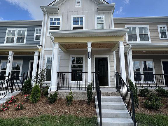 2nd image of 2014 Cavell Ln