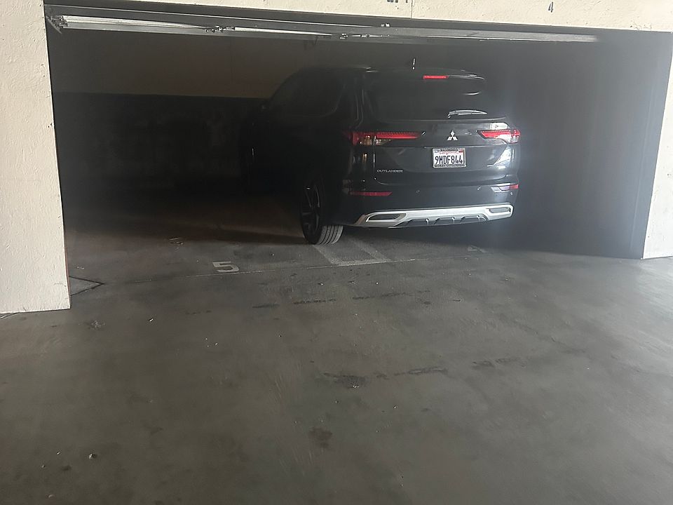 2 car garage with opener. A premium feature!