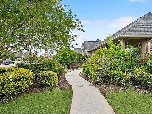 4th image of 13129 Riverlake Dr