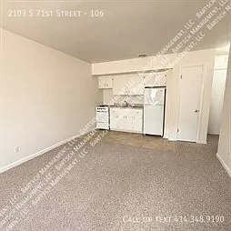Building Photo - 2103 S 71st St #106