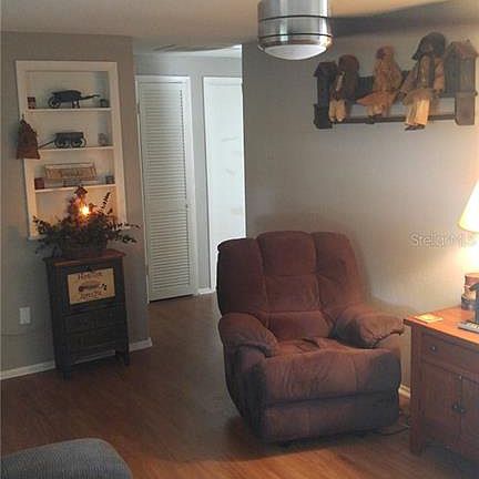 5th image of 3330 Bainbridge Dr