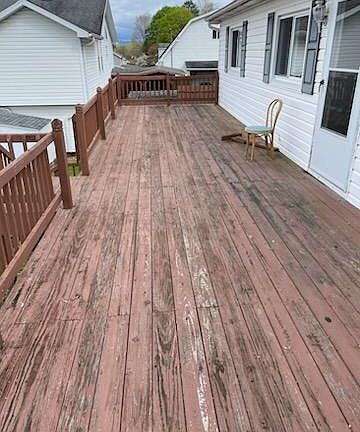 2nd image of 232 Fennel St