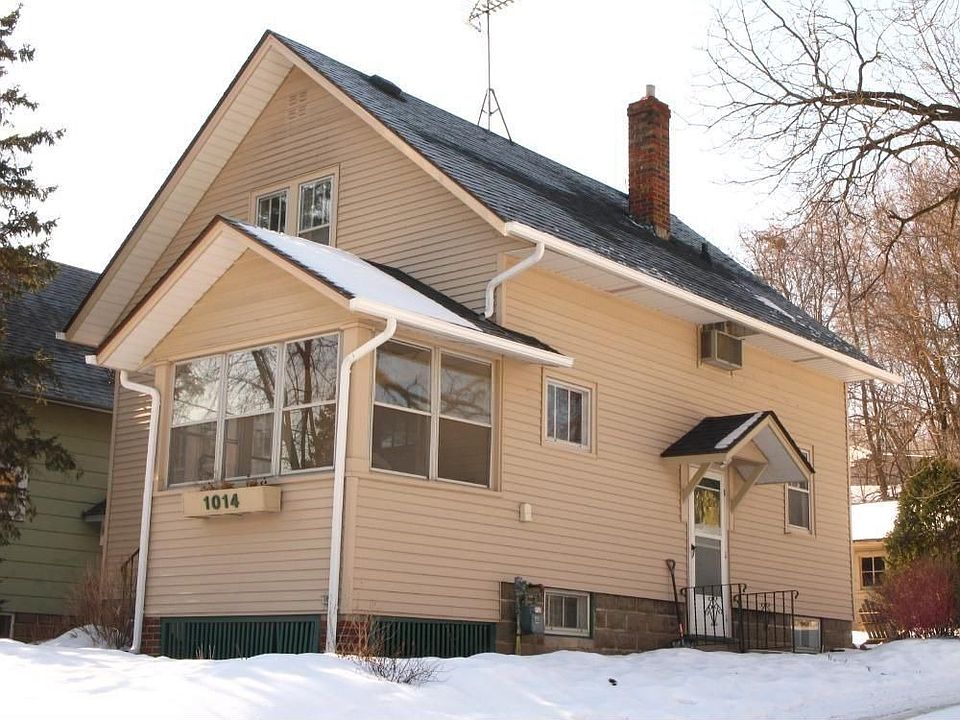 2nd image of 1014 S Park St