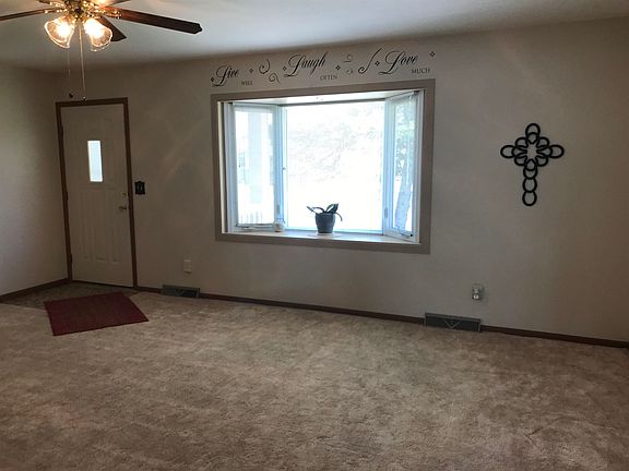 3rd image of 1735 Felten Dr