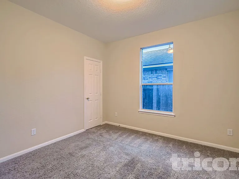 9711 Sugarblossom Ln — Photo 8
