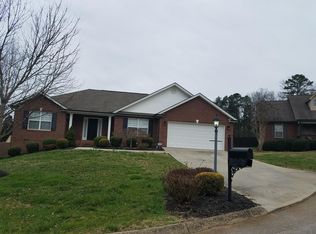 6085 Whisper Ridge Ln, Corryton, TN 37721