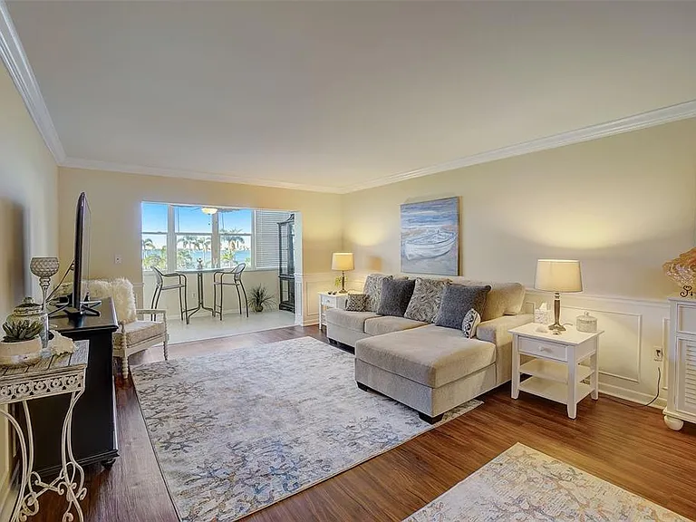 5108 Brittany Dr S #205 — Photo 8