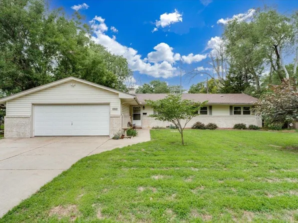 10110 W 9th St N, Wichita, KS 67212
