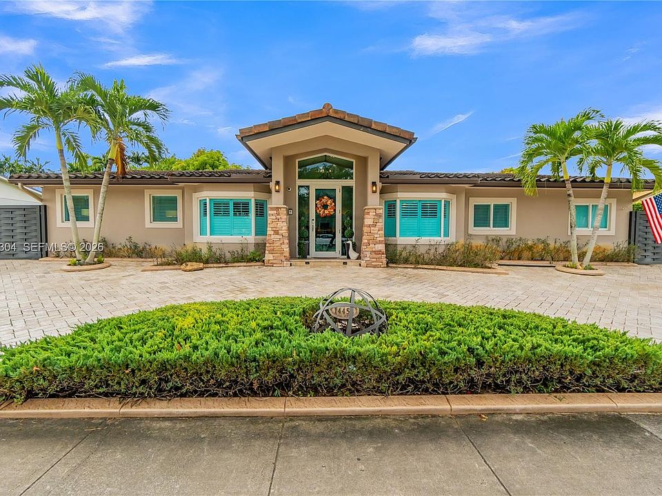 1st image of 14456 Kendale Lakes Blvd