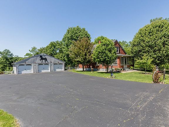 2206 Top Hill Rd-1