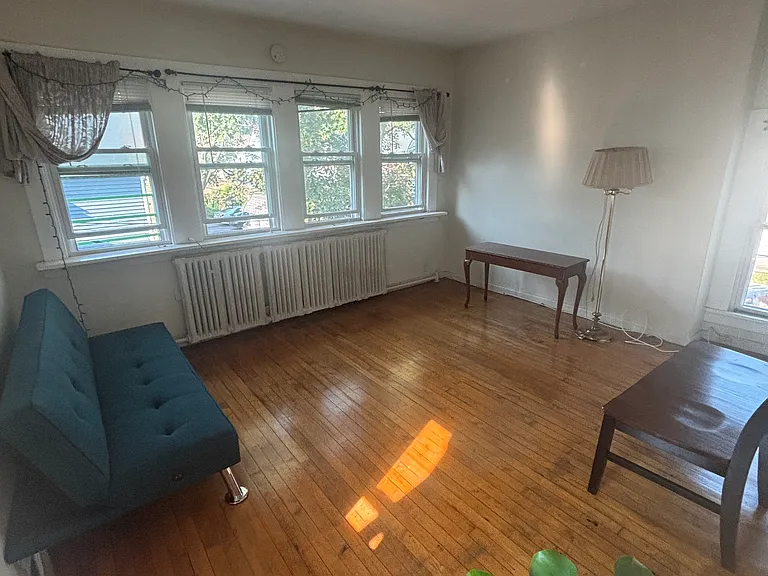 115-117 Park Ave #4 — Photo 1