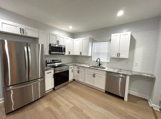 213 Hawkes Ave #213, Columbus, OH 43223