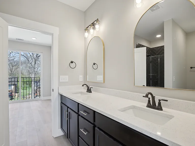 371 Archwood Dr — Photo 31