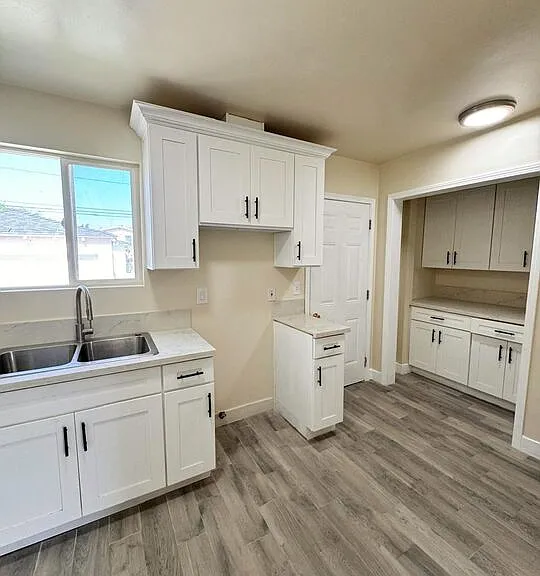 1223 Maple St — Photo 9