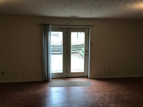 4th image of 1228 Langland Dr