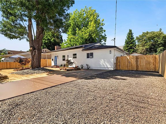 2nd image of 977 Sarah Ave