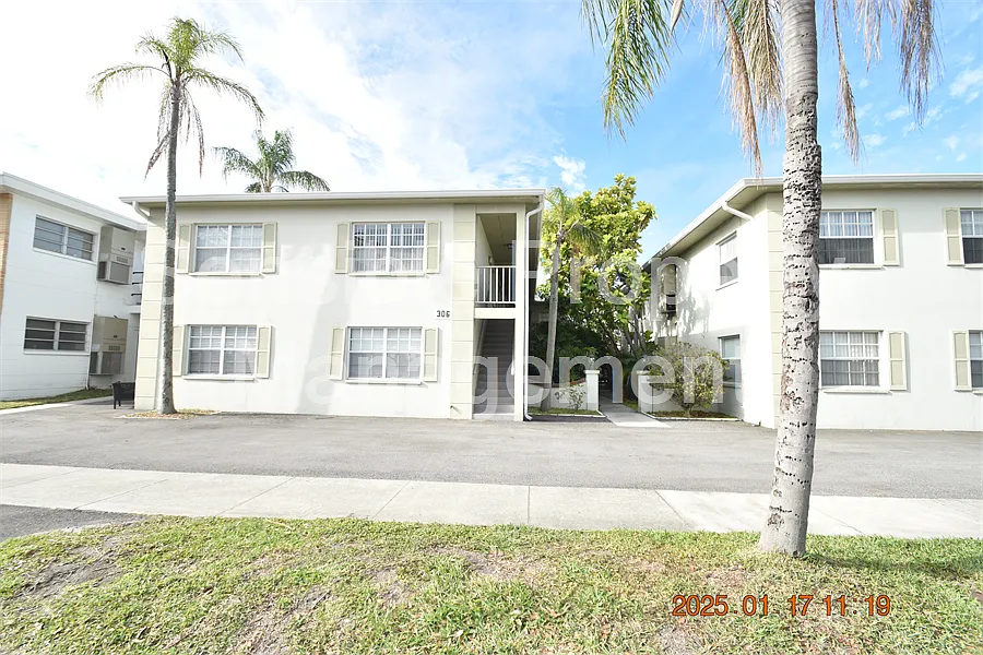 306 Danube Ave #2
