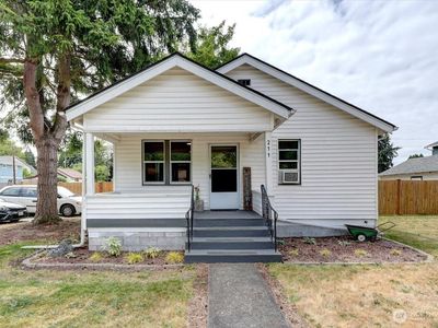 211 Stevens Avenue NE, Yelm, WA, 98597
