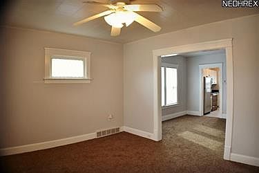 2nd image of 1606 Hopkins Ave