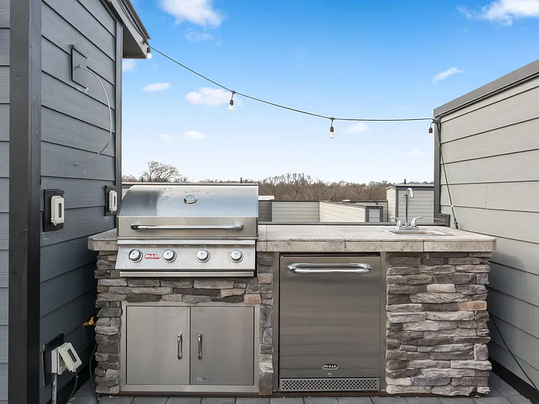 924 Westbrook Dr #A — Photo 17