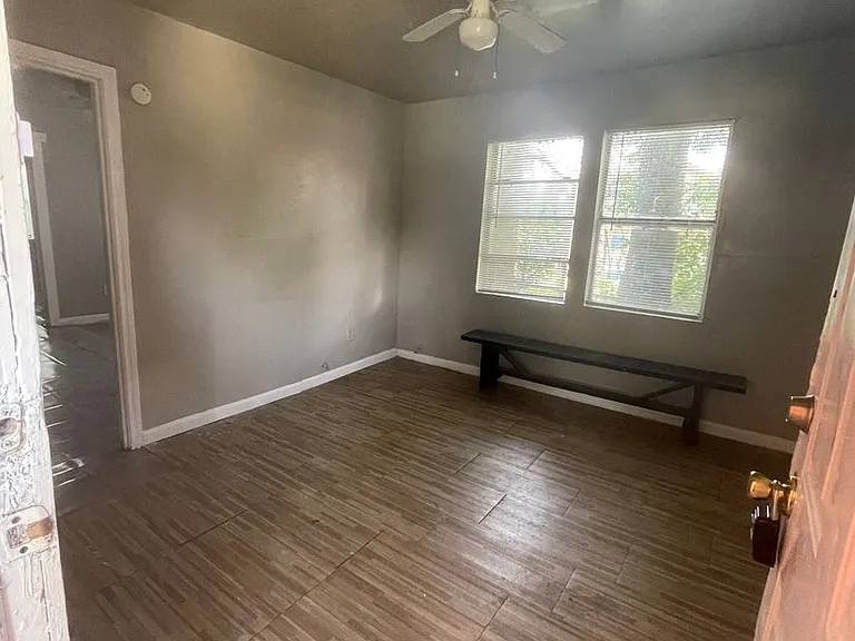 1419 Capron St #1/2 — Photo 4